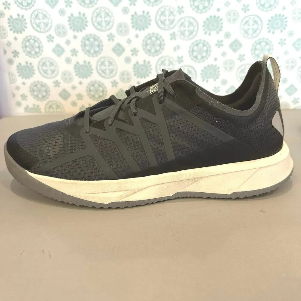 The North Face Flypack Womens Size 10 Running Shoes‎ Sneakers Black Gray Lace Up